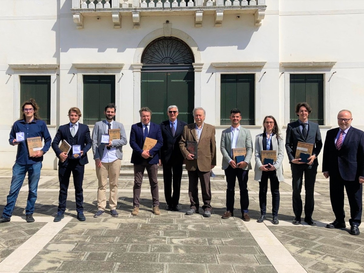 Ringraziamento del Presidente Mariano Carraro per il Premio Tesi di Laurea del Collegio Ingegneri Venezia